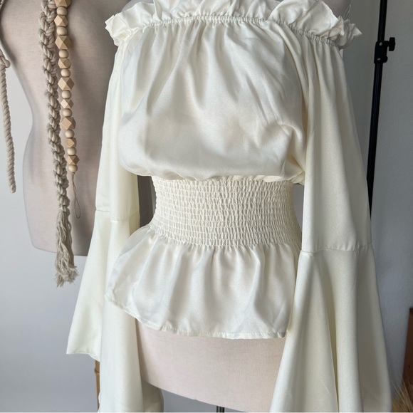 SOLD ❌ Y2K FLARED OFF THE SHOULDER TOP - Picture 4 of 5